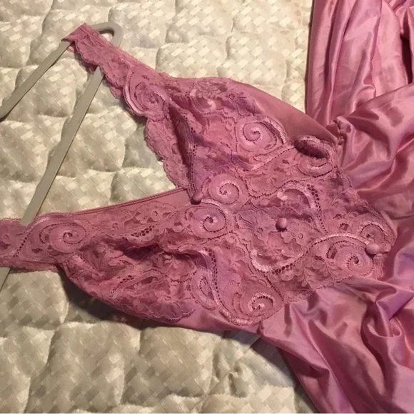 Pink Sexy Night Grown - Picture 13 of 15